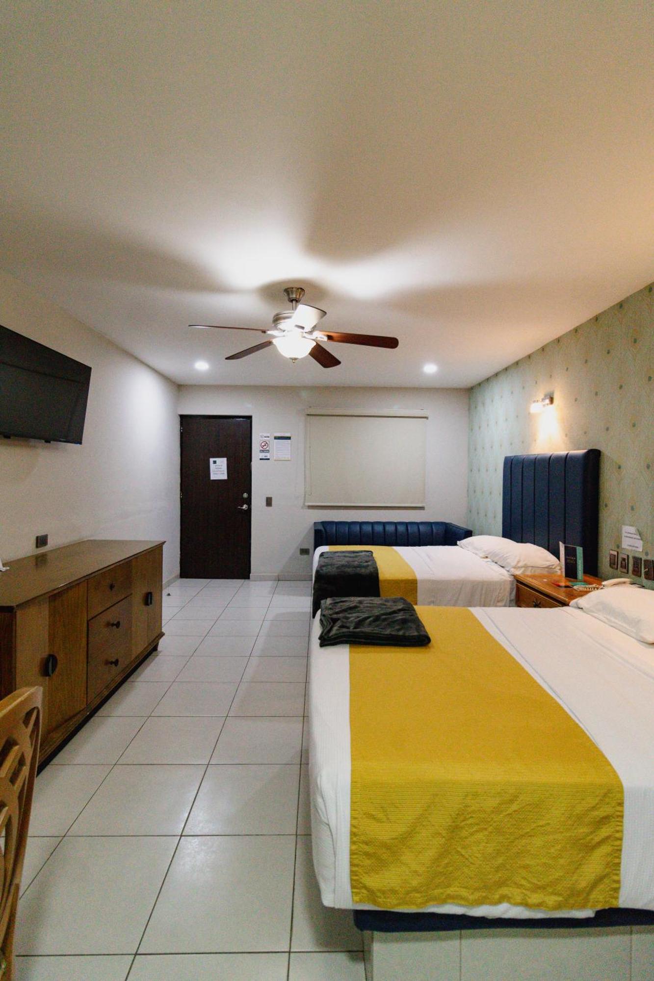 Hotel Maioris El Diez Culiacan Luaran gambar